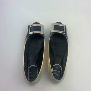 Roger Vivier Patent Gradient Grommette Flats
